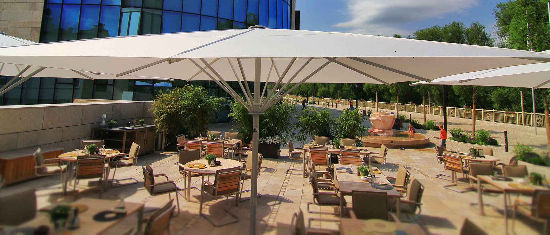 Die Sommerterrasse des Marburger Esszimmers