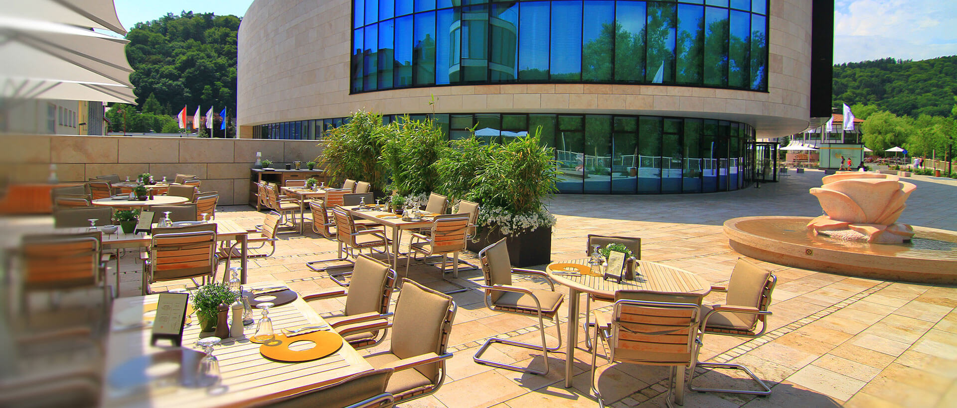 Sommerterrasse des Marburger Esszimmers Sommerterrasse des Marburger Esszimmers